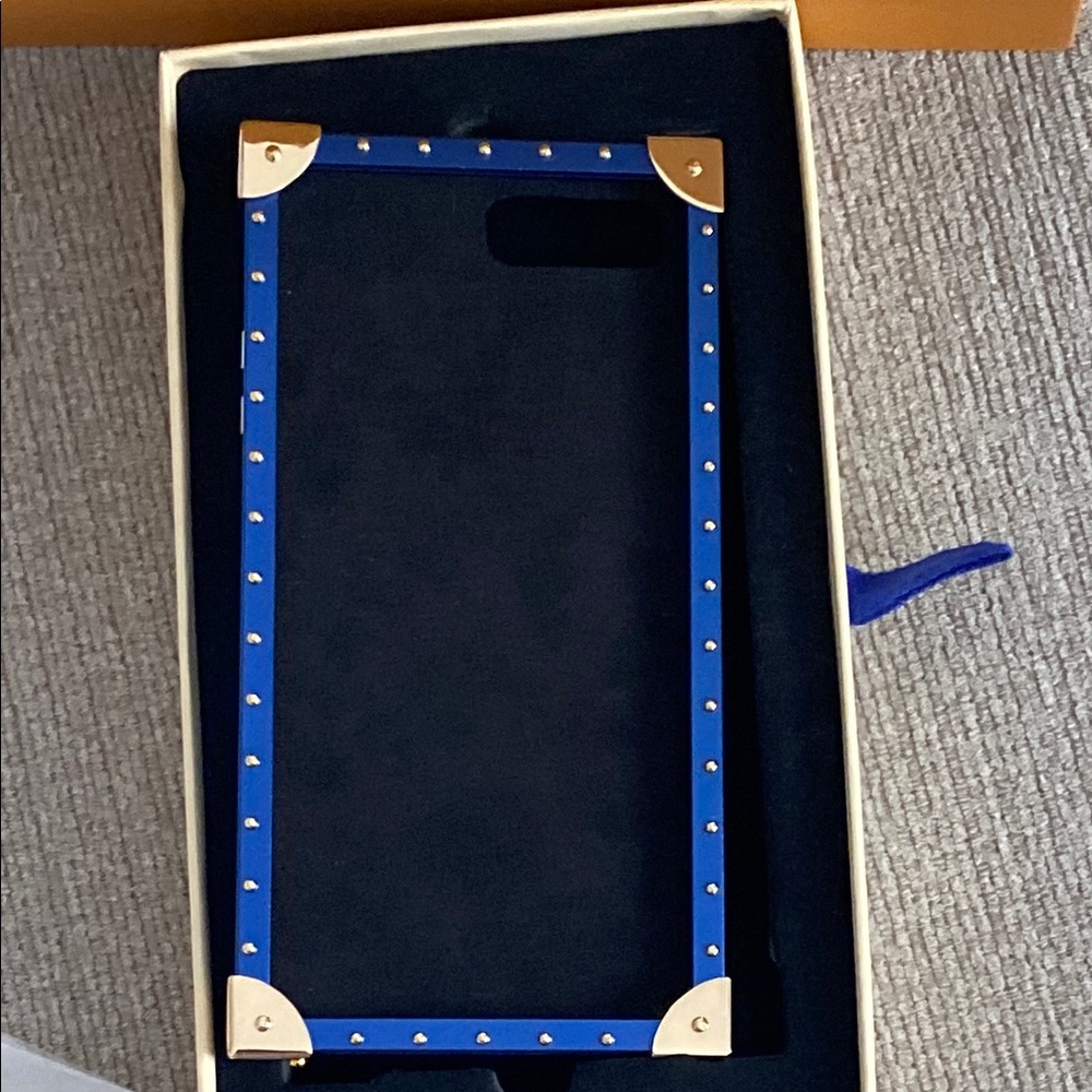 lPhone case Blue Crocodile Pattern Phone Case - Picture 3 of 5